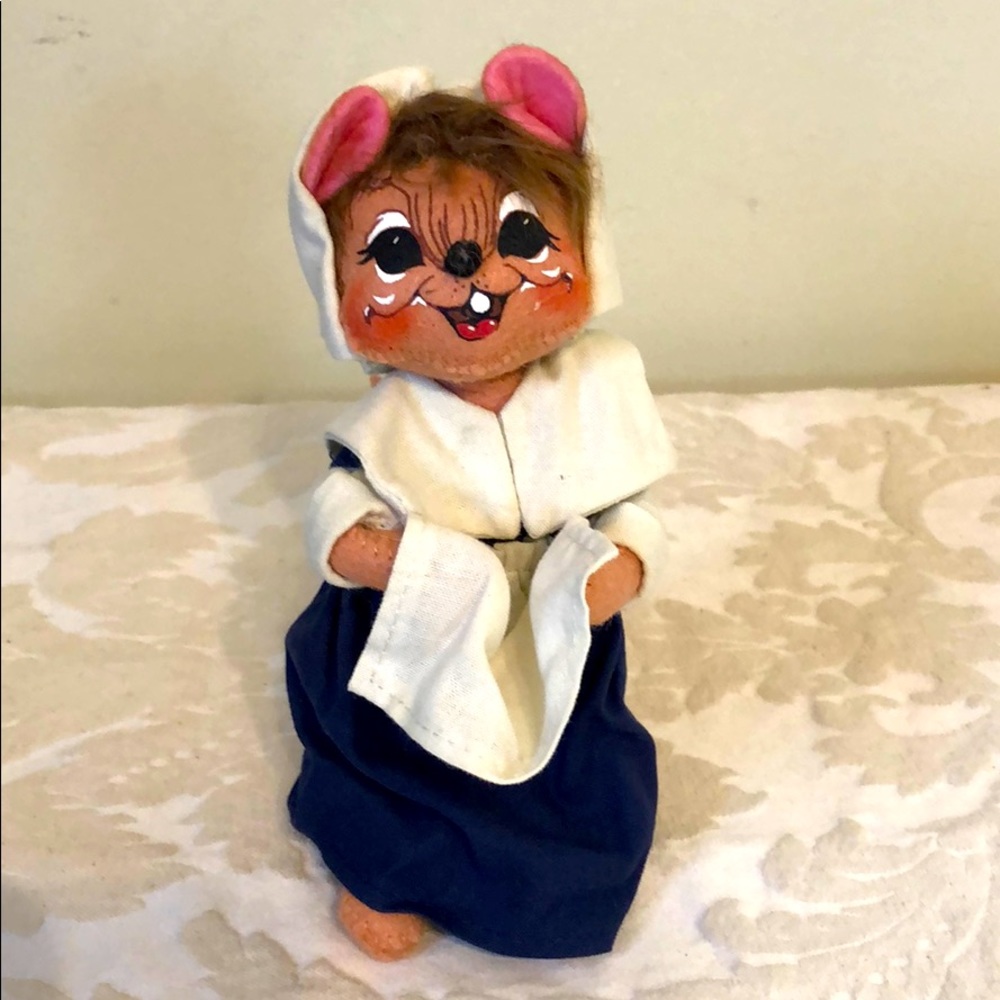 2005 Thanksgiving Annalee Pilgrim